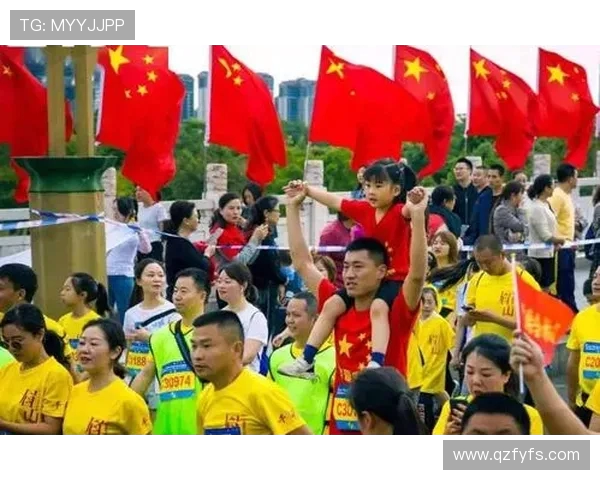 CCTV5女主持闪耀世界杯舞台背后的故事与风采全景揭秘精彩瞬间
